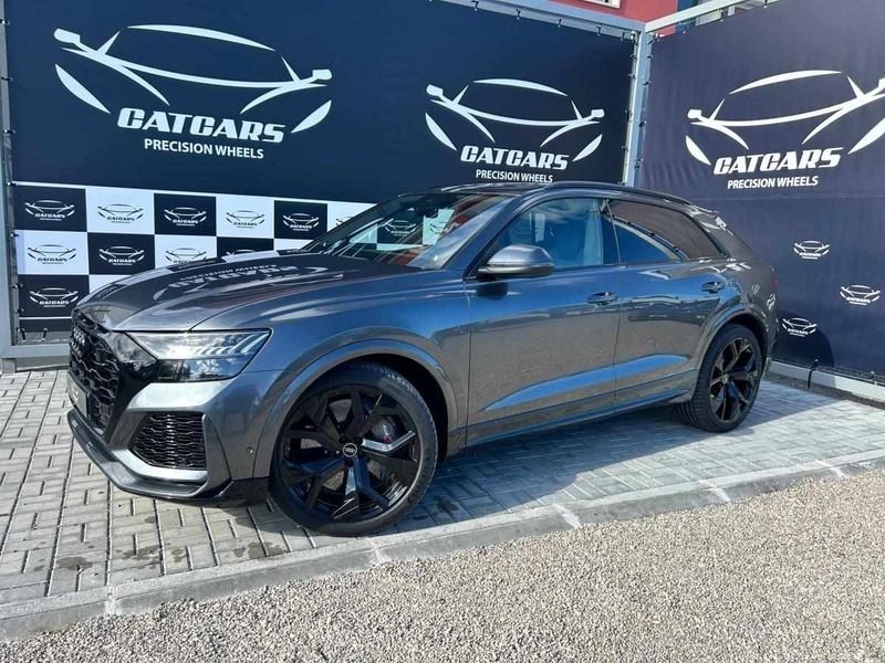 Cinzento Usado 2021 Audi Q8 Premium SUV | € 120.000 - Imagem 1/4