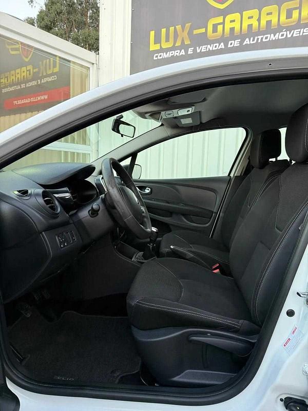 Usado Renault Clio IV 75 HP (55 kW) 2019 Branco