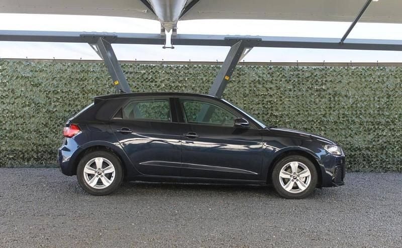 Usado Audi A1 Sportback 95 HP (69 kW) 2021 Azul Citadino