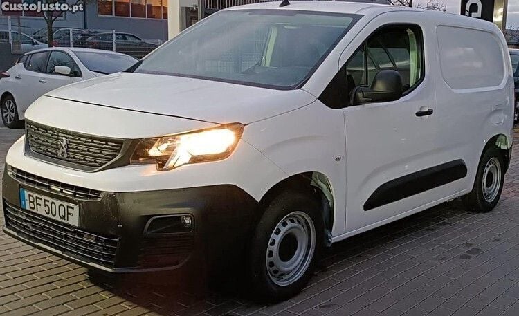 Branco Usado 2020 Peugeot Partner Monovolume | € 12.899 (Bom preço) - Imagem 1/1