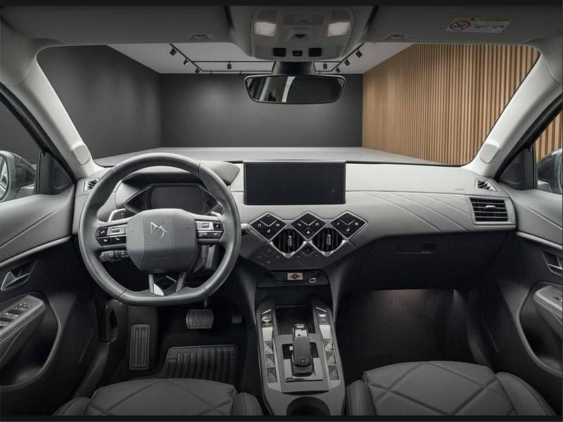 Usado DS Automobiles DS3 Crossback E-Tense 100 kW (136 HP) 2020 Preto SUV