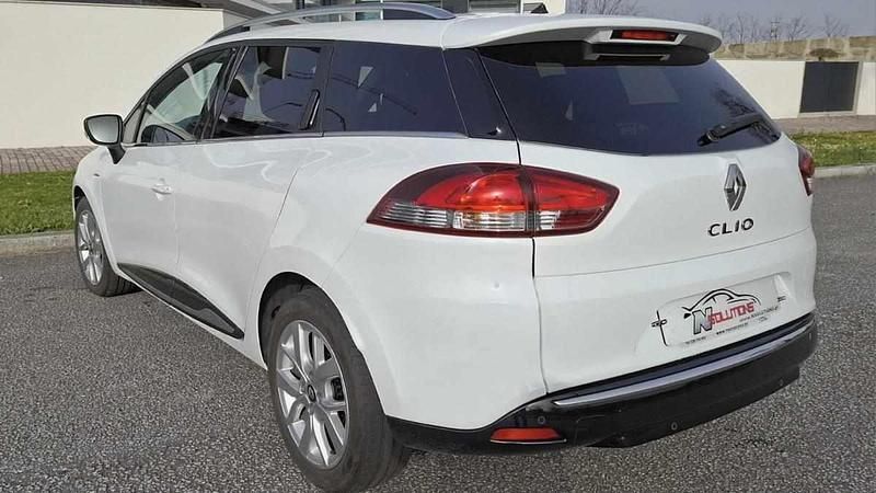 Usado Renault Clio GrandTour 90 HP (66 kW) 2019 Branco Carrinha