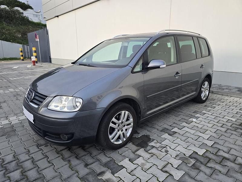 Usado VW Touran 140 HP (102 kW) 2006 Monovolume