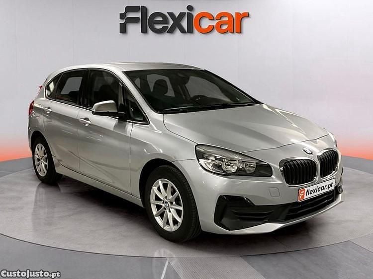 Usado BMW 216 Active Tourer 116 HP (85 kW) 2018 Cinza Monovolume