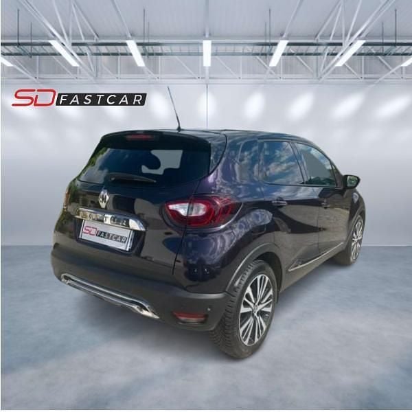 Usado Renault Captur 90 HP (66 kW) 2018 Outra SUV