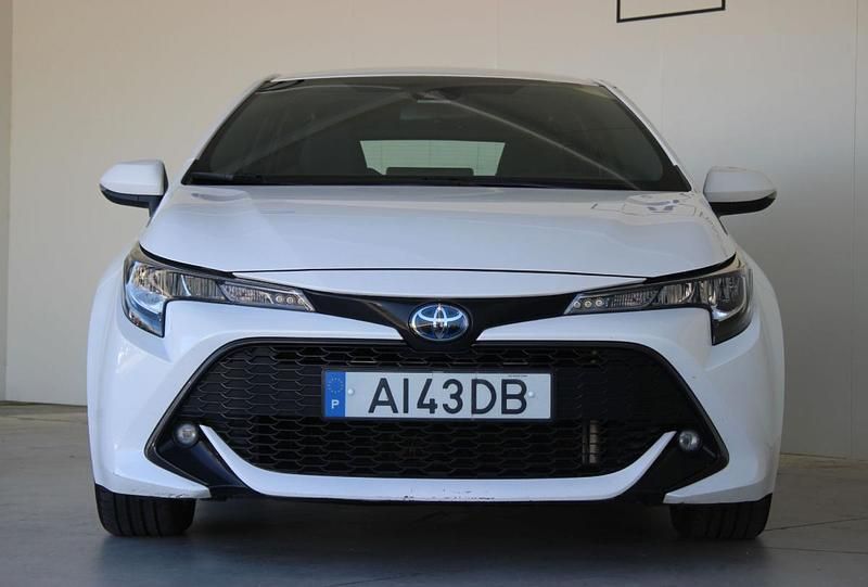 Usado Toyota Corolla Comfort 122 HP (89 kW) 2021 Branco