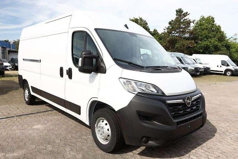 Usado Opel Movano 120 HP (88 kW) 2022 Branco Van