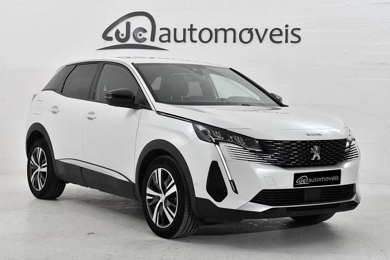 Branco Usado 2023 Peugeot 3008 Allure SUV | € 27.200 (Preço justo) - Imagem 1/4