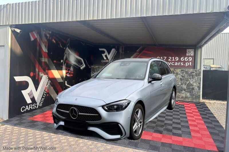 Cinza Usado 2024 Mercedes C300 AMG Carrinha | € 49.990 (Bom preço) - Imagem 1/4