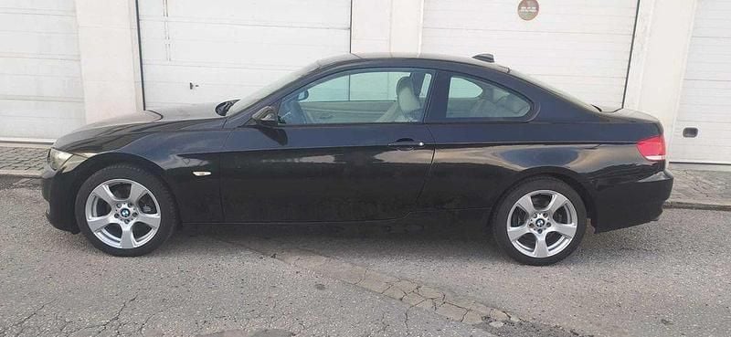 Usado BMW 320 Sport Line 177 HP (130 kW) 2008 Coupé