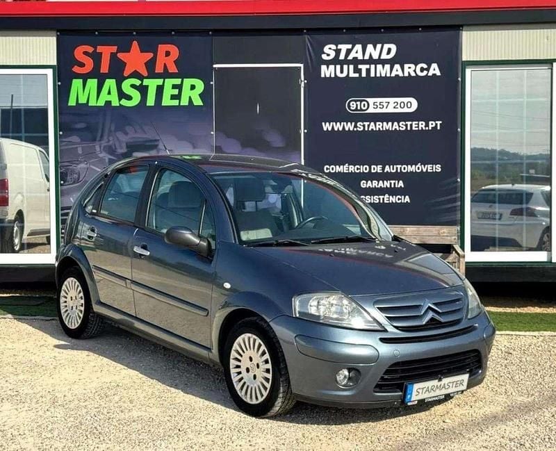Cinzento Usado 2006 Citroën C3 Exclusive Citadino | € 4.450 (Preço elevado) - Imagem 1/4