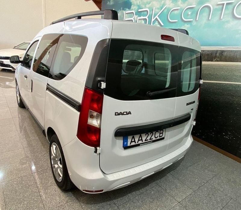 Usado Dacia Dokker 95 HP (69 kW) 2020 Branco Monovolume