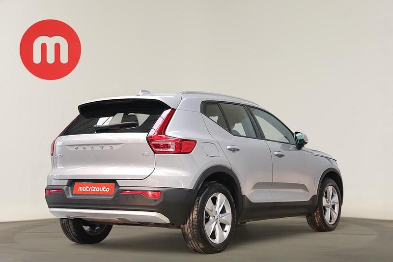 Usado Volvo XC40 Core 129 HP (94 kW) 2024 SUV