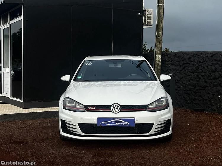 Branco Usado 2013 VW Golf VII GTI Citadino | € 21.490 (Preço justo) - Imagem 1/1