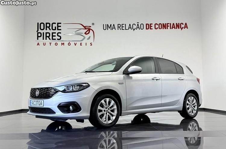 Cinza Usado 2020 Fiat Tipo Lounge | € 12.790 (Preço justo) - Imagem 1/1