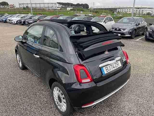 Usado Fiat 500C 70 HP (51 kW) 2024 Preto Cabrios