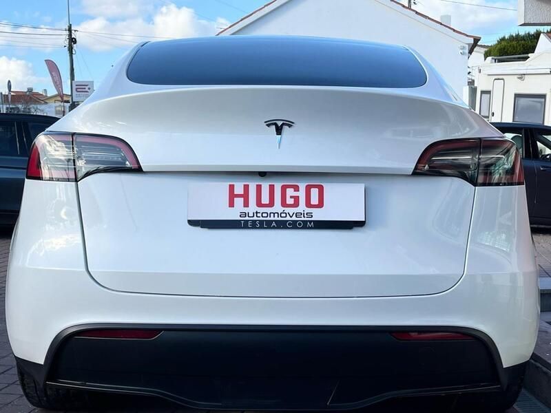Usado Tesla Model Y 219 kW (299 HP) 2023 Branco SUV