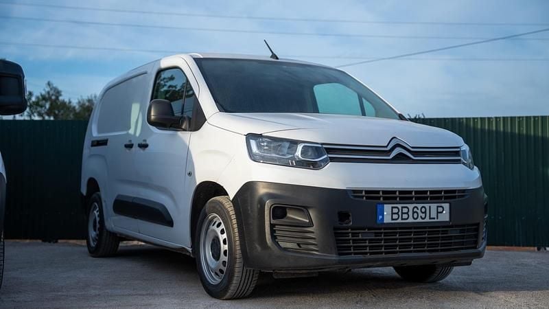 Branco Usado 2023 Citroën Berlingo Carrinha | € 19.750 (Preço elevado) - Imagem 1/4