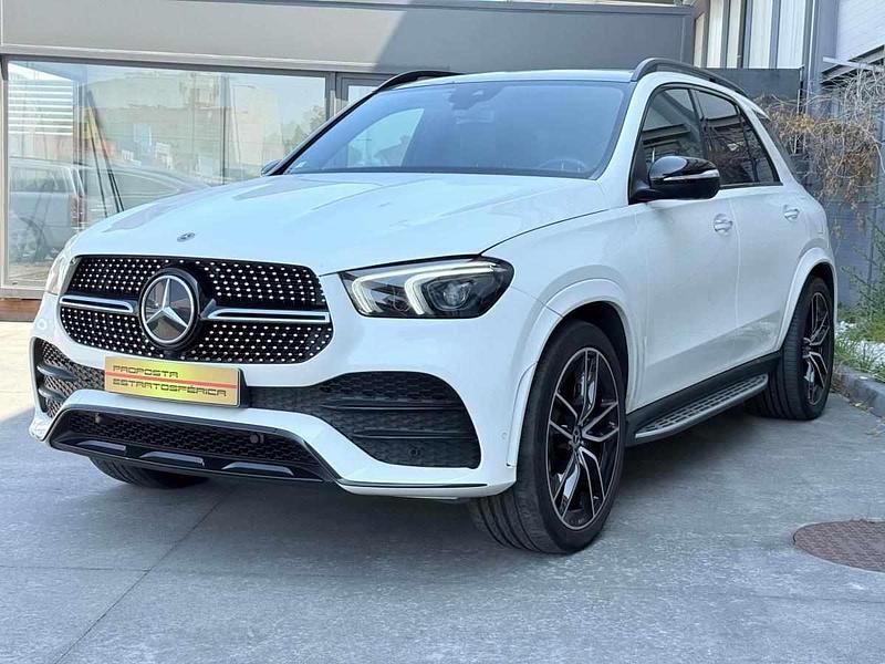 Branco Usado 2022 Mercedes GLE350 Citadino | € 68.700 - Imagem 1/4