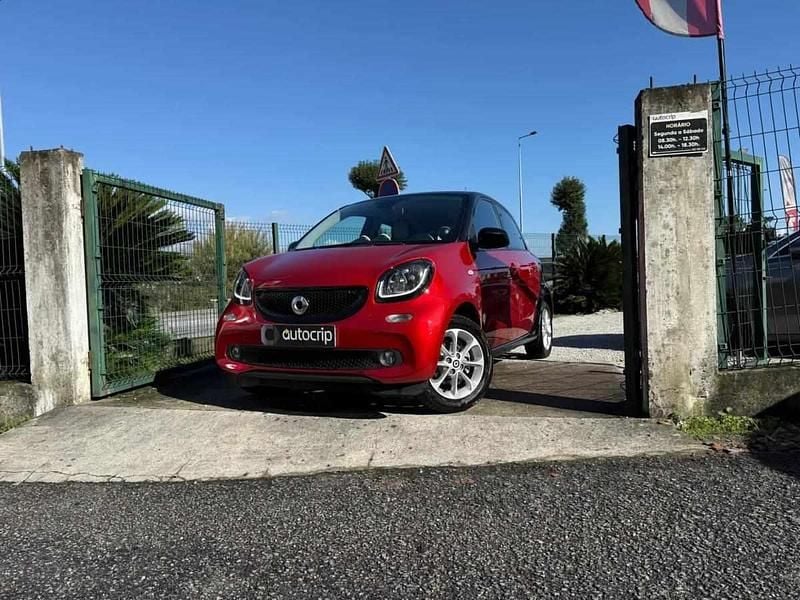Usado Smart ForFour Passion 90 HP (66 kW) 2016 Vermelho Citadino
