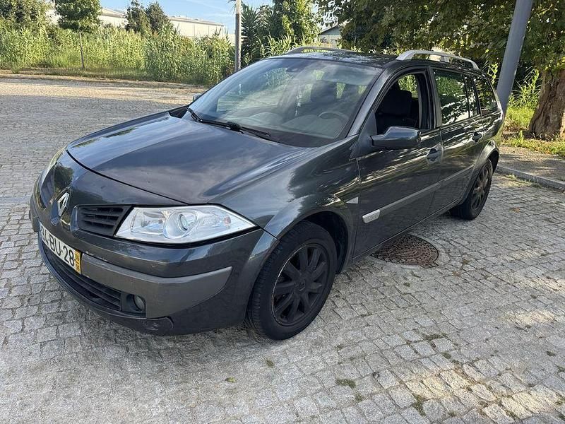 Usado 2006 Renault Mégane II Sedan | € 1.690 (Preço justo) - Imagem 1/4