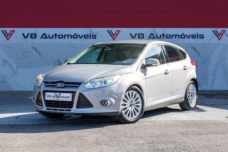 Cinza Usado 2011 Ford Focus Titanium Citadino | € 9.250 (Preço elevado) - Imagem 1/4