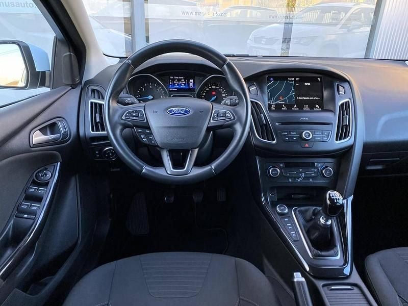 Usado Ford Focus Titanium 120 HP (88 kW) 2018 Branco Carrinha