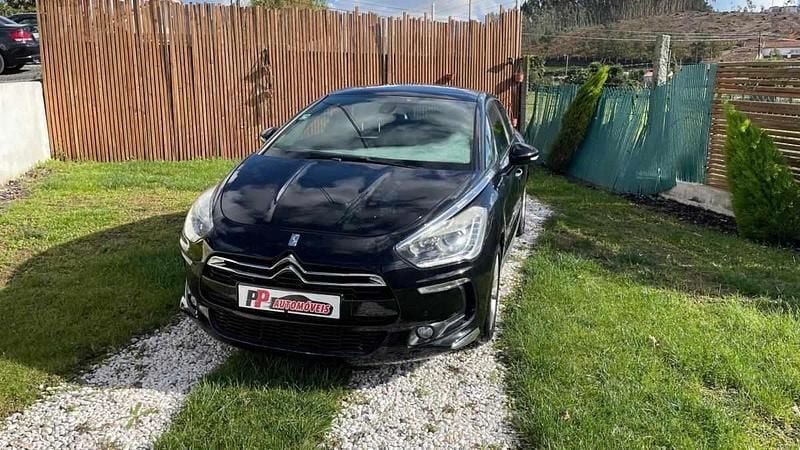 Usado Citroën DS5 200 HP (147 kW) 2013 Preto Citadino