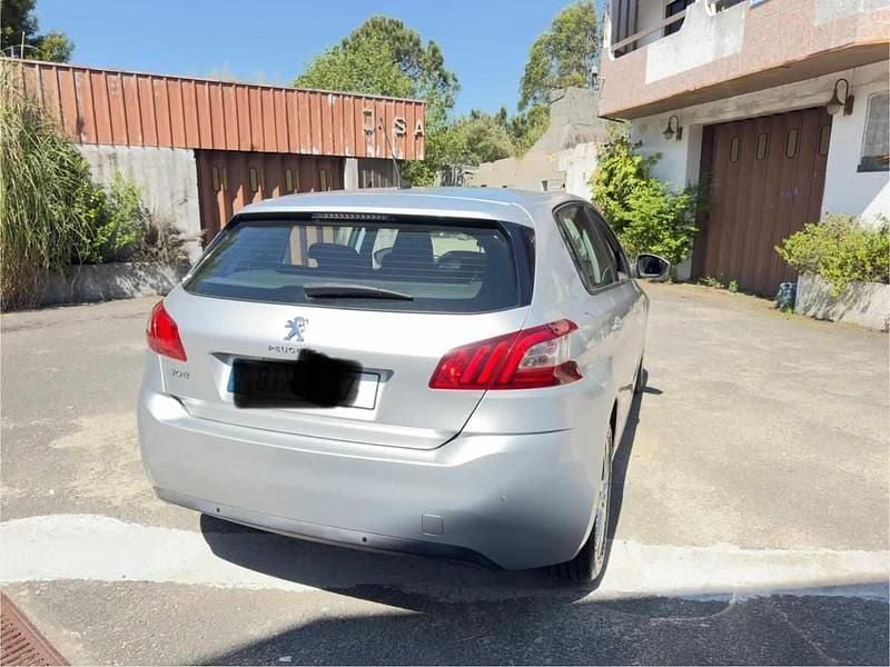 Cinzento Usado 2019 Peugeot 308 Citadino | € 8.900 (Super Preço) - Imagem 1/4