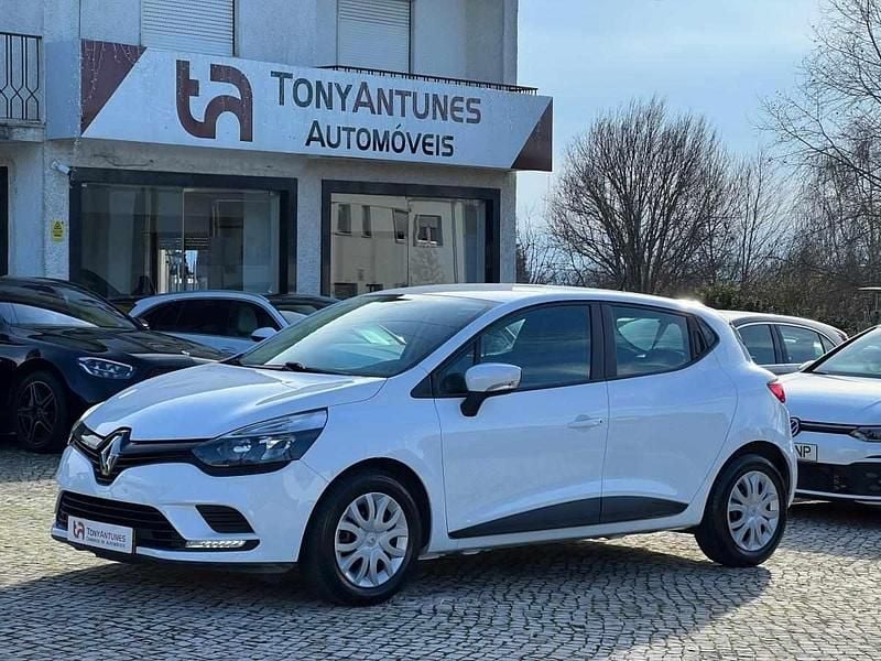 Branco Usado 2016 Renault Clio IV | € 11.900 (Preço justo) - Imagem 1/4