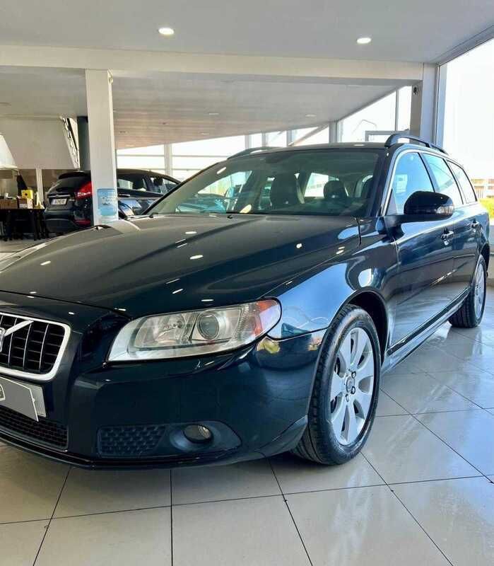 Preto Usado 2008 Volvo V70 Carrinha | € 8.990 - Imagem 1/4