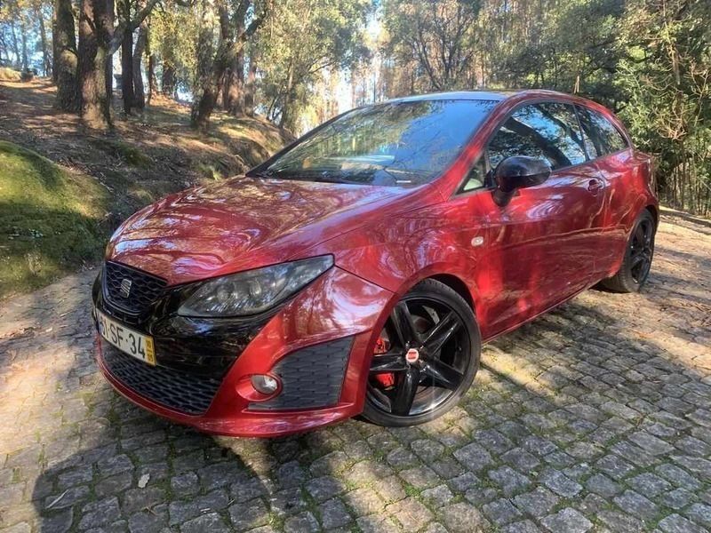 Vermelho Usado 2010 Seat Ibiza | € 11.500 (Caro) - Imagem 1/4