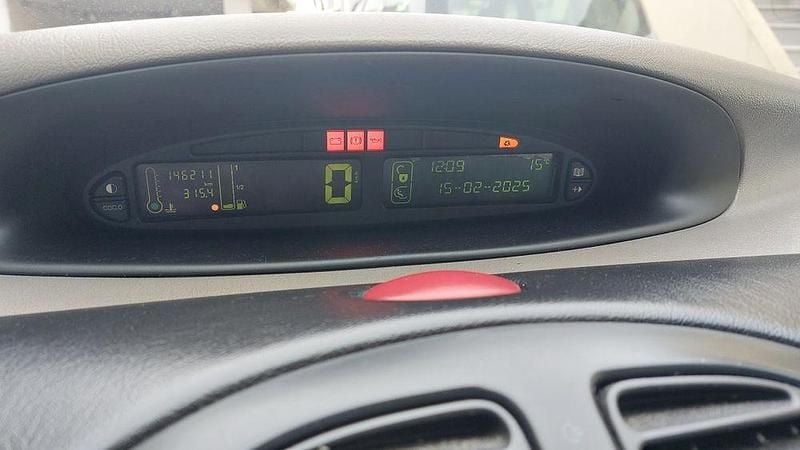 Usado 2000 Citroën Xsara Picasso Monovolume | € 1.000 - Imagem 1/4