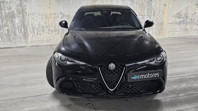 Usado Alfa Romeo Giulia Quadrifoglio 510 HP (375 kW) 2017 Preto Sedan