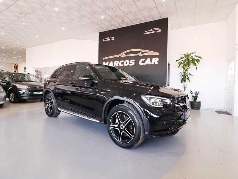 Preto Usado 2021 Mercedes GLC300 AMG SUV | € 42.900 (Preço justo) - Imagem 1/4