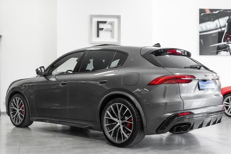 Usado Maserati Grecale 530 HP (389 kW) 2022 Cinzento SUV