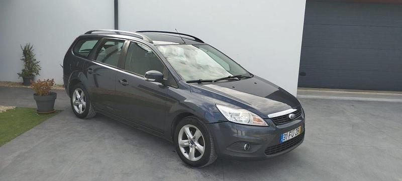 Usado 2008 Ford Focus Sedan | € 3.800 (Preço justo) - Imagem 1/4