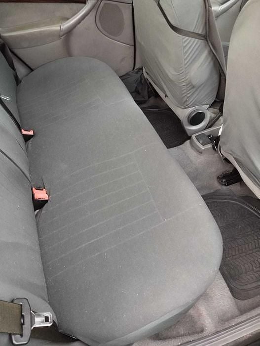 Outra Usado 2000 Ford Focus Ghia Sedan | € 1.450 (Bom preço) - Imagem 1/4