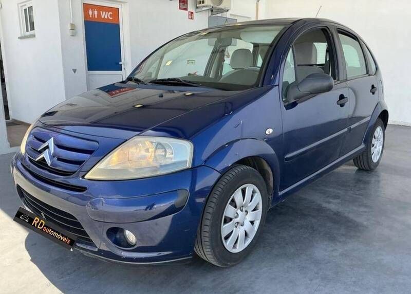 Azul Usado 2006 Citroën C3 Citadino | € 6.000 (Caro) - Imagem 1/4