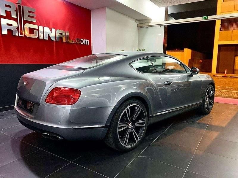 Usado Bentley Continental 507 HP (372 kW) 2013 Cinzento