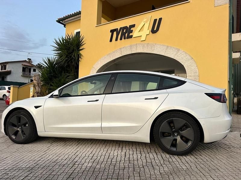 Usado Tesla Model 3 258 kW (351 HP) 2020 Branco Sedan