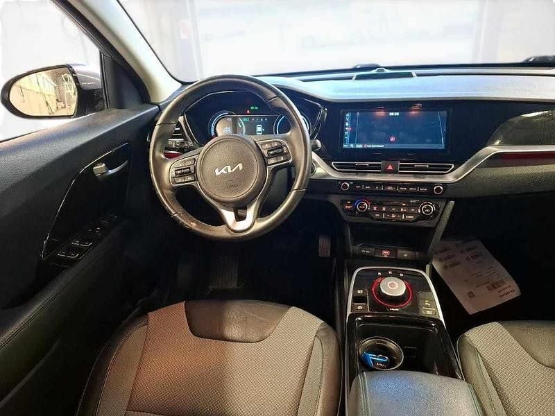 Usado Kia e-Niro 150 kW (204 HP) 2022 Cinzento SUV
