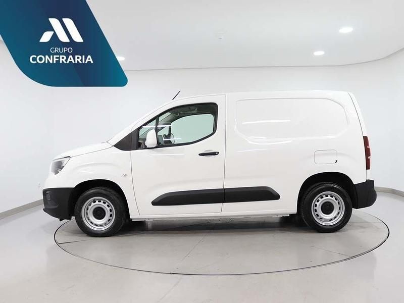 Usado Opel Combo Enjoy 102 HP (75 kW) 2021 Branco Monovolume