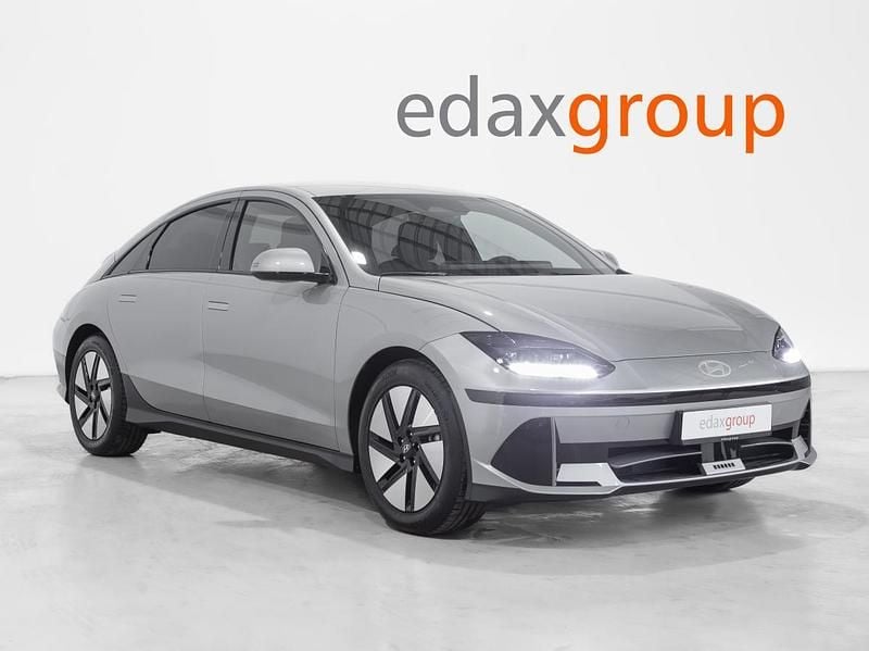Cinzento Novo 2025 Hyundai Ioniq 6 Sedan | € 40.190 - Imagem 1/4