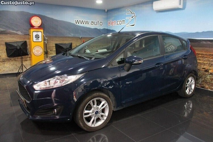 Azul Usado 2016 Ford Fiesta Titanium Citadino | € 9.990 (Bom preço) - Imagem 1/1