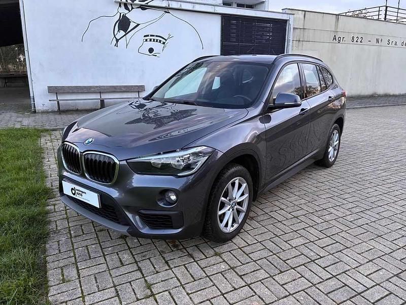 Cinzento Usado 2019 BMW X1 SUV | € 19.250 (Super Preço) - Imagem 1/4