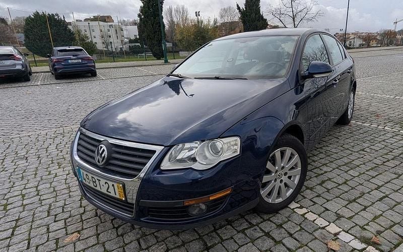 Usado 2005 VW Passat Sedan | € 6.990 (Preço justo) - Imagem 1/4