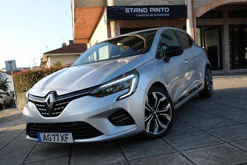 Cinza Usado 2021 Renault Clio V Techno | € 14.500 (Preço justo) - Imagem 1/4