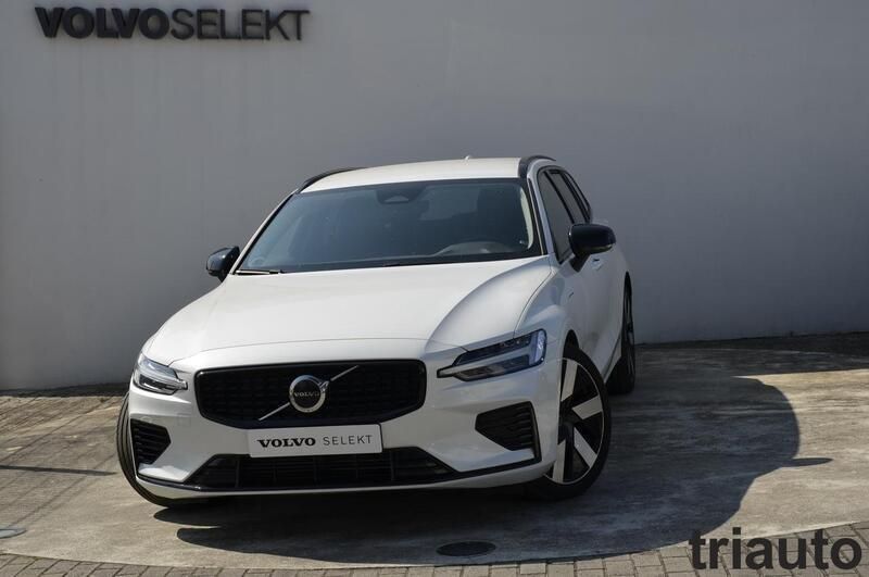 Branco Usado 2024 Volvo V60 Plus Carrinha | € 46.300 (Preço justo) - Imagem 1/4