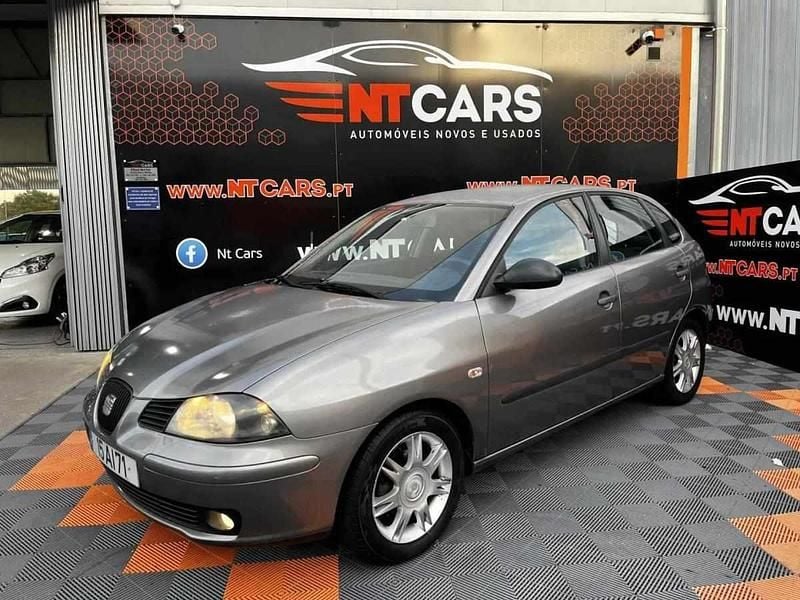 Cinzento Usado 2005 Seat Ibiza Citadino | € 3.900 (Preço justo) - Imagem 1/4